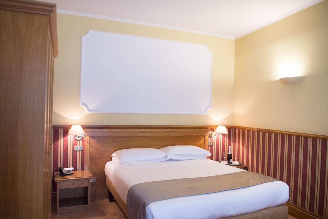 Hotel Leopardi 나폴리 외부 사진