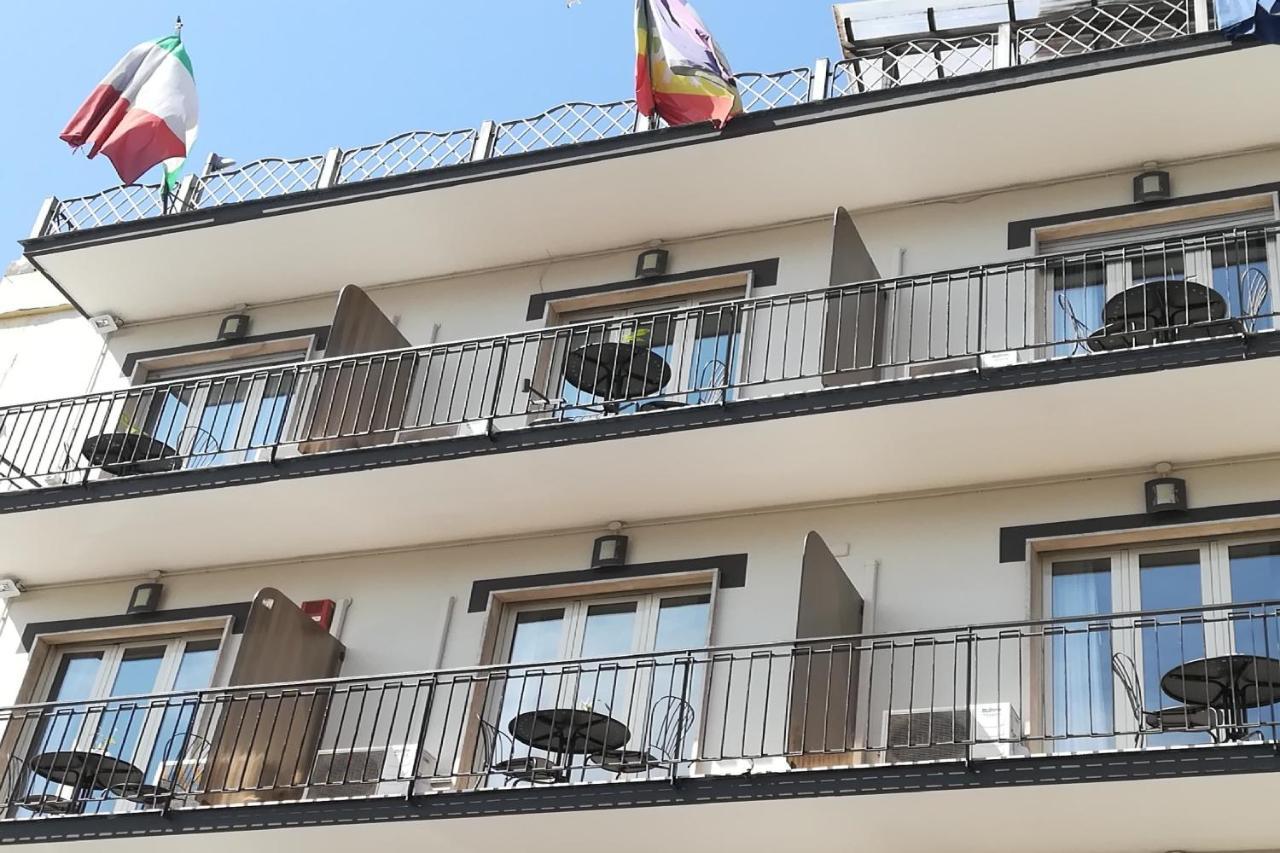 Hotel Leopardi 나폴리 외부 사진