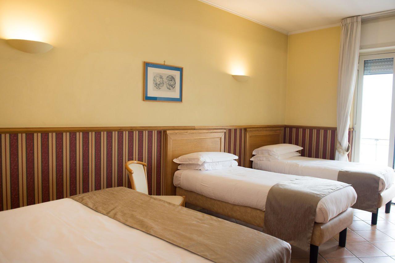 Hotel Leopardi 나폴리 외부 사진