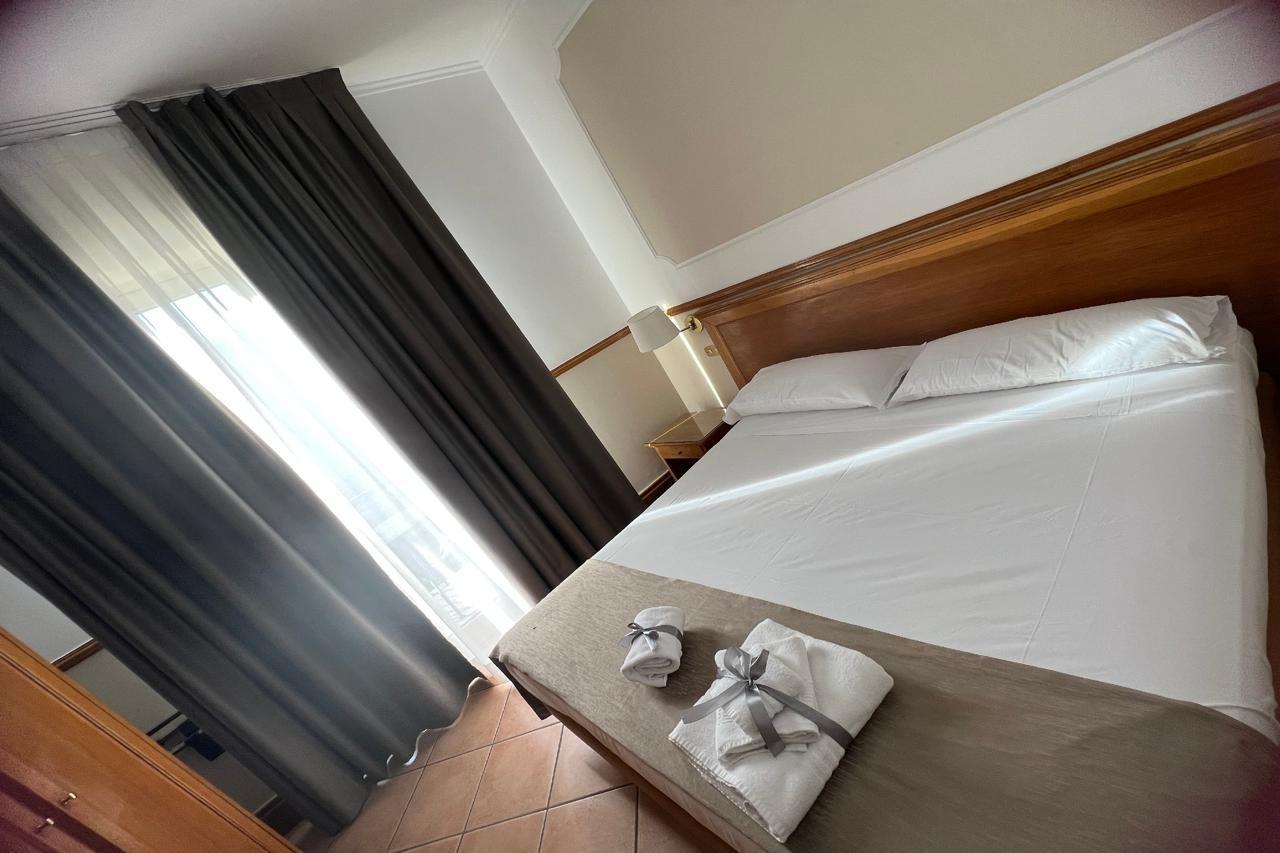 Hotel Leopardi 나폴리 외부 사진