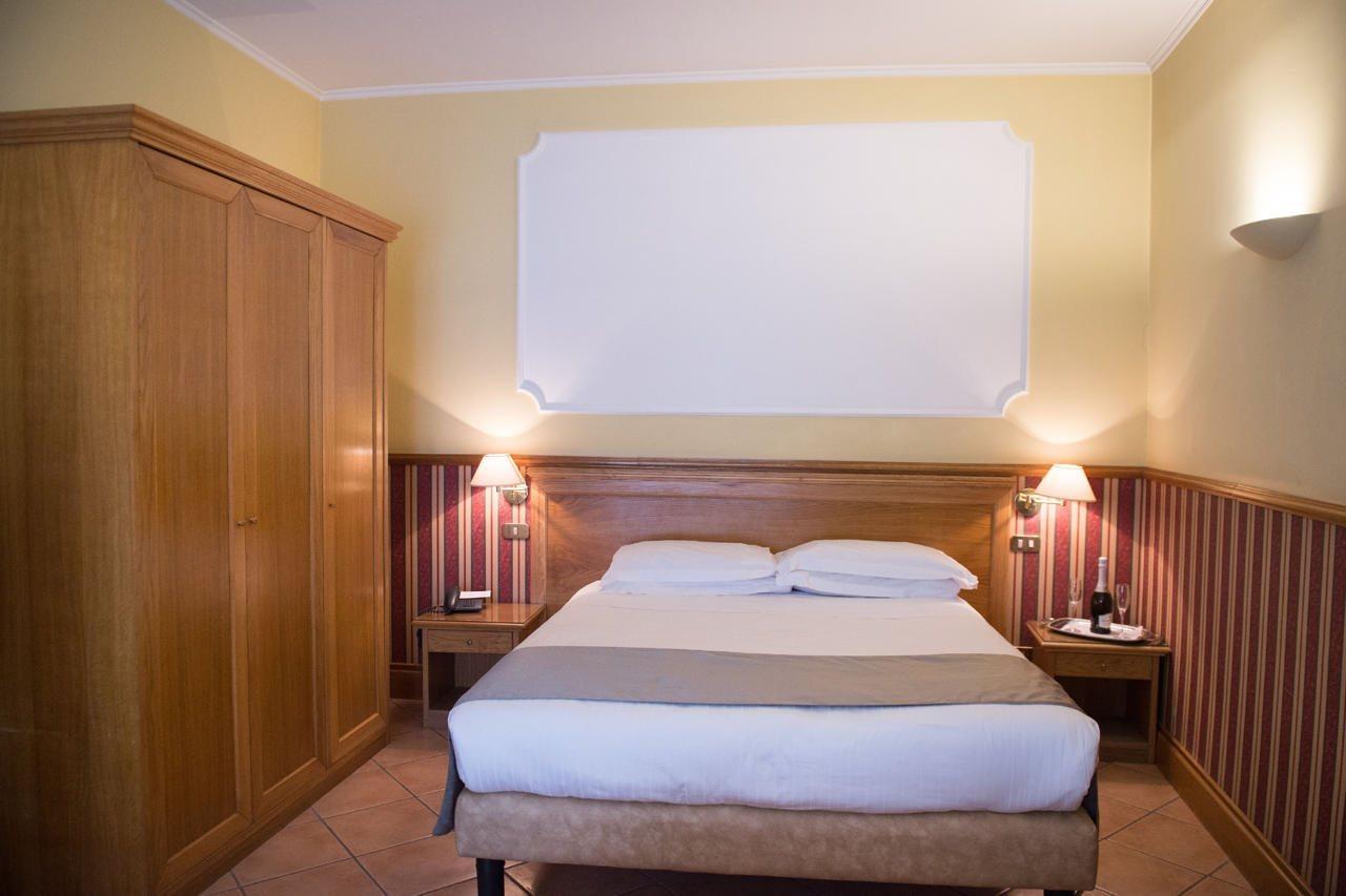 Hotel Leopardi 나폴리 외부 사진